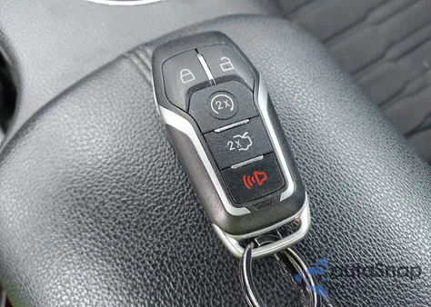 2017 Ford Mustang Ecoboost из США, поврежденный, VIN 1FA6P8TH8H5358215